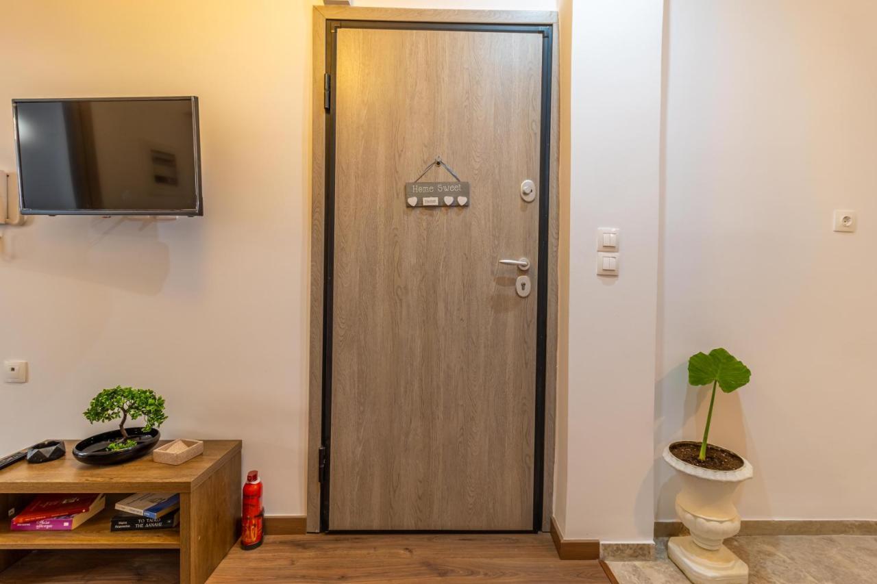 Korinthos Downtown Apartment Exterior photo